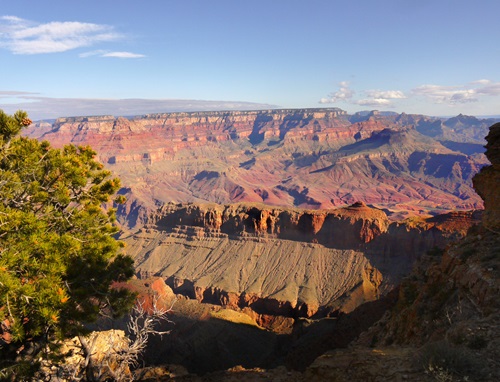 Parks – Grand Canyon: Photo © Helena Bilkova | Dreamstime.com